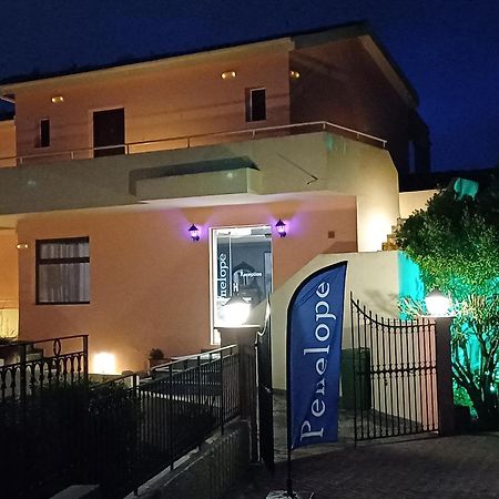 Penelope Apartment Hotel Dassia  Bagian luar foto