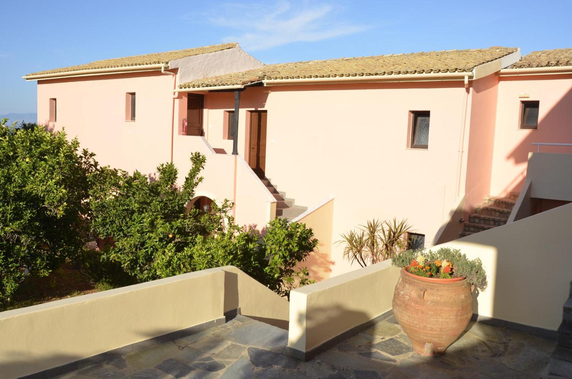 Penelope Apartment Hotel Dassia  Bagian luar foto