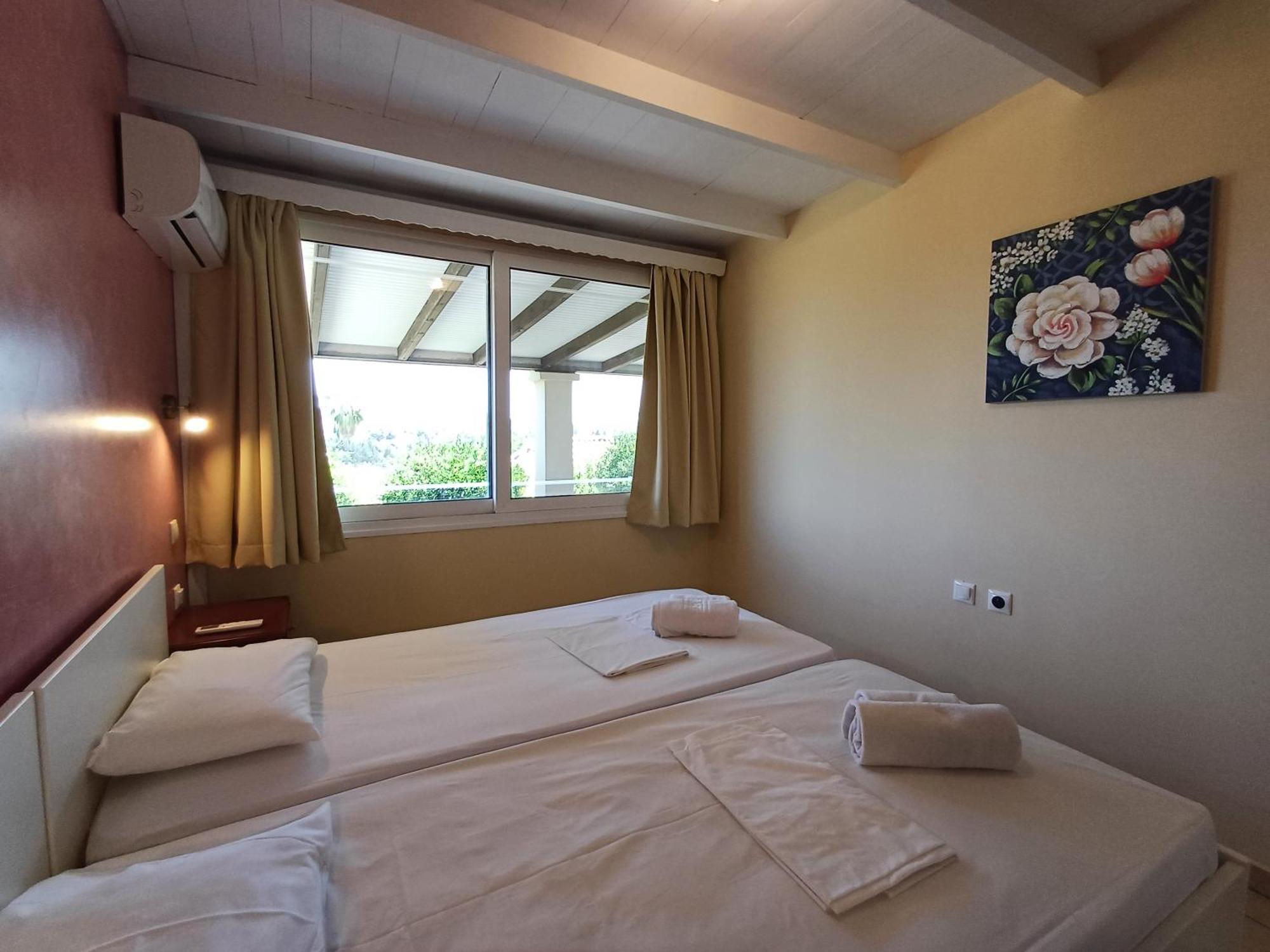 Penelope Apartment Hotel Dassia  Bagian luar foto